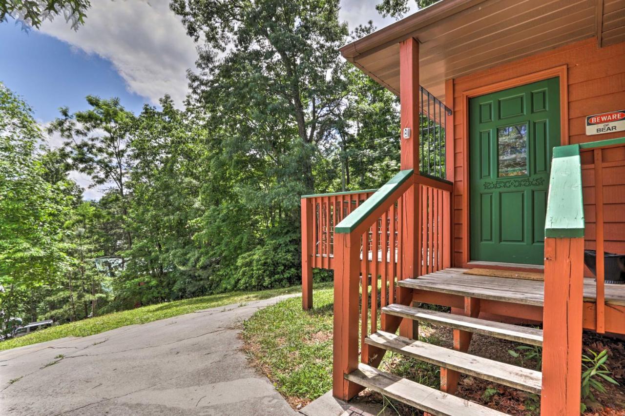Gatlinburg Chalet Hot Tub, Sauna And Mountain View Екстер'єр фото